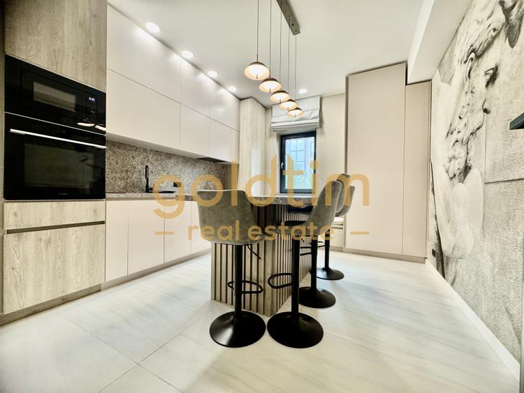 VILA INDIVIDUALA/ SUPERB/ DRESSING/TEREN LIBER 375 MP/ MOBILATA SI UTILATA/