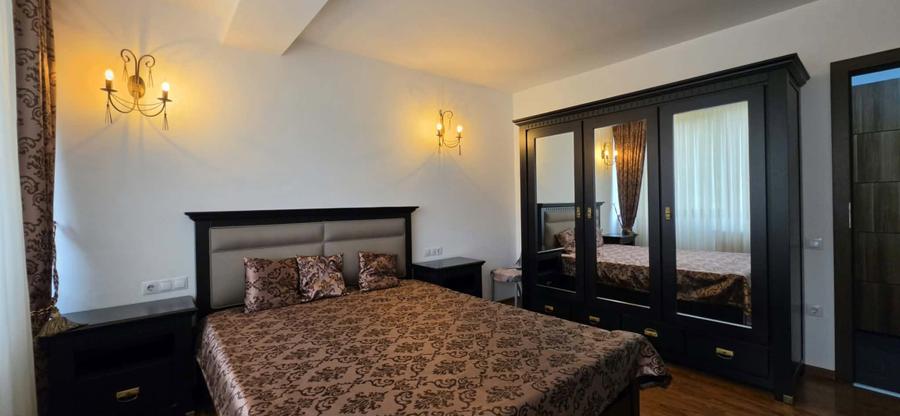 Apartament cu 3 camere de închiriat – Central, Bulevardul Magheru-AP1527
