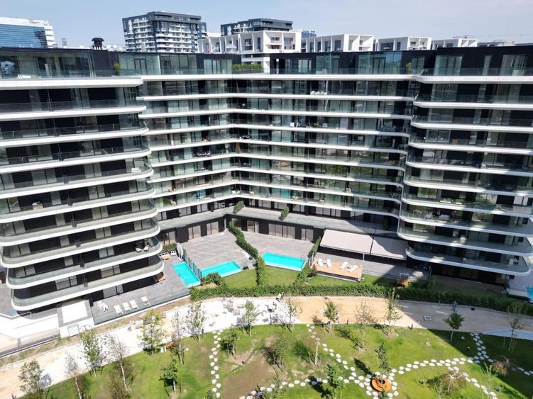 PENTHOUSE 4 CAMERE - VEDERE PANORAMICA SPRE LACUL TEI