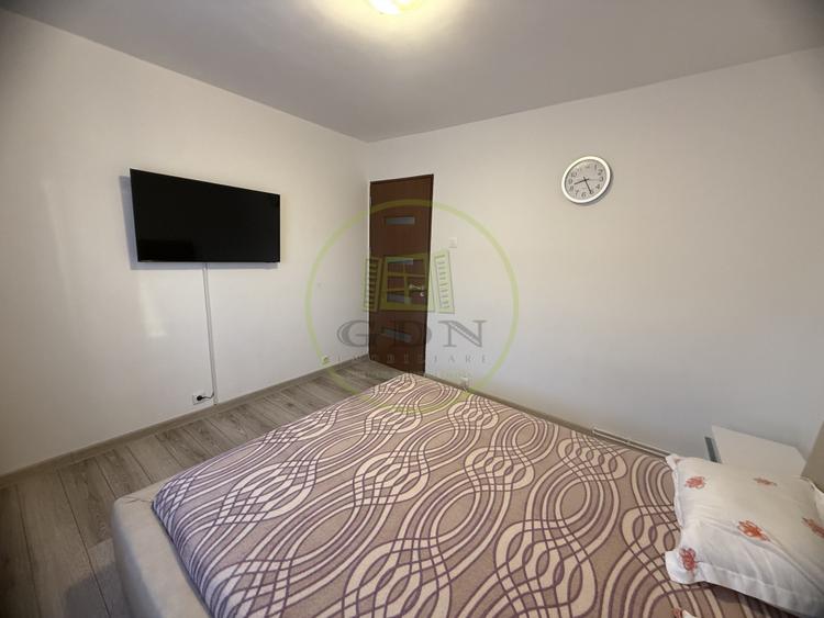 Apartament 3 camere, 67.84 mp, cartier Craiovița Nouă, zona Kaufland