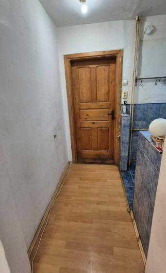 Apartament 2 camere, decomandat - vanzare