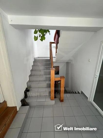 Casa 9 camere, cu 4 unitati locative si spatiu comercial, Gheorgheni