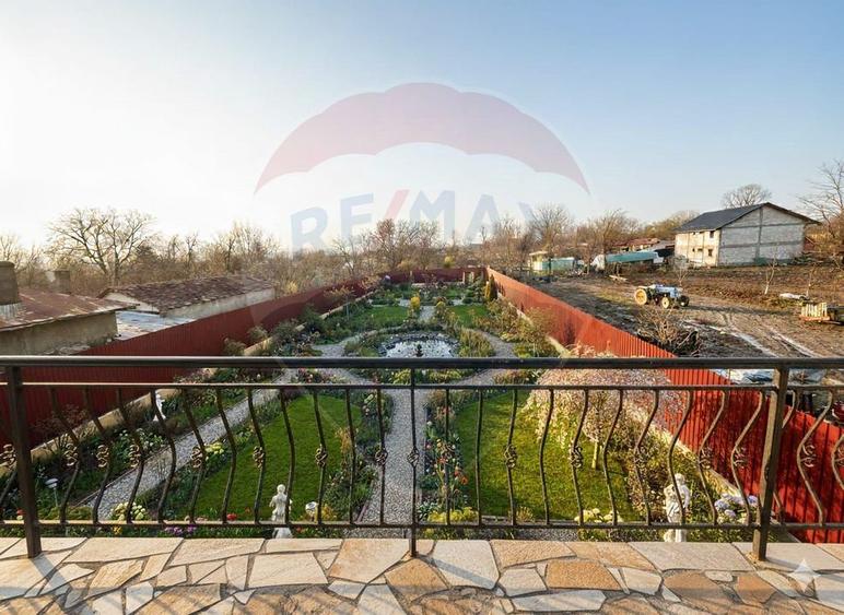 Investitie/Vanzare- Vilă cu 5 camere la 45 minute de Bucuresti