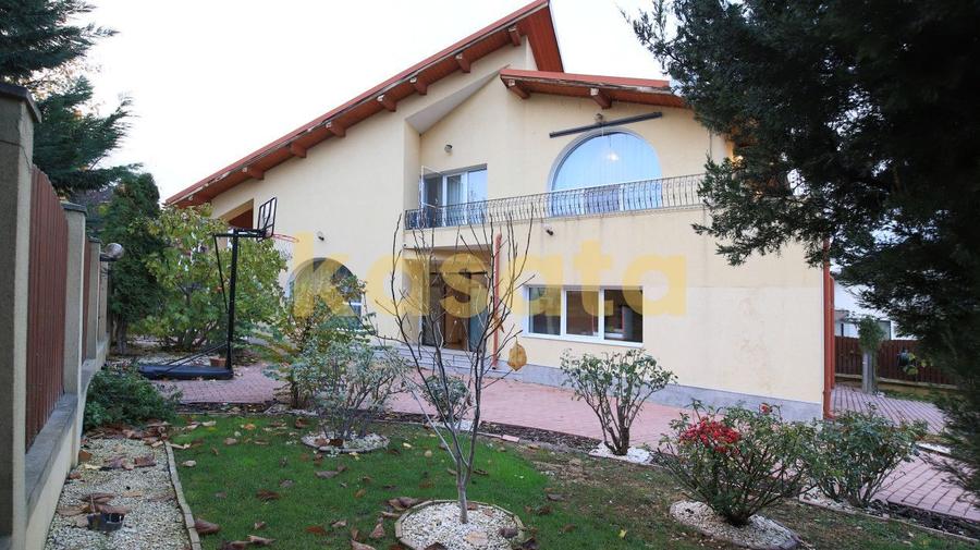 Vilă Individuală de vanzare cu teren de 1.000Mp. – Zona Jolie Ville