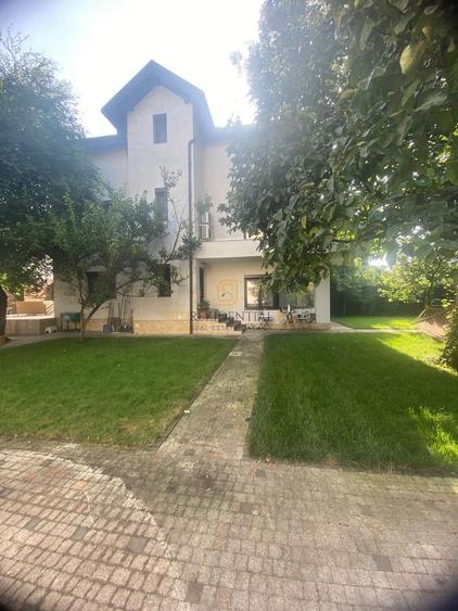 Vilă individuală de închiriat | P+1+M | 200 mp utili | 2 minute metrou