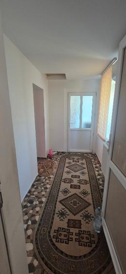 Casa + Teren de Vanzare