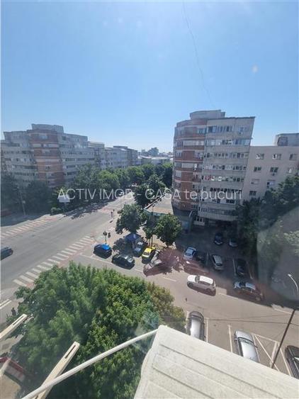 Apartament 3 cam decomandat 1 Decembrie -Magazin Profi
