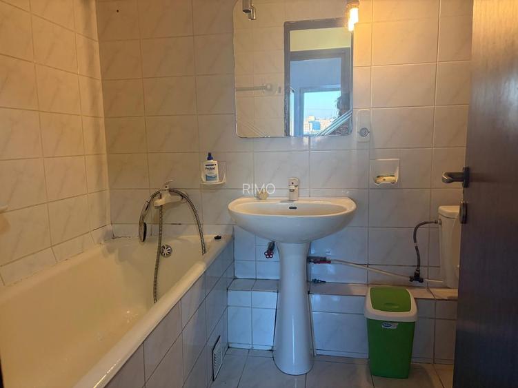 Apartament cu doua camere decomandat, strada Turda - 8