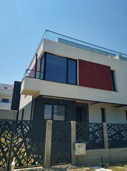 Ovidiu - Vila noua P+E+Terasa, încălzire în pardoseală, vedere spre lac