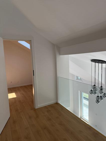 Apartament pe 2 niveluri în Da Vinci – 90 mp + terasă + parcare!