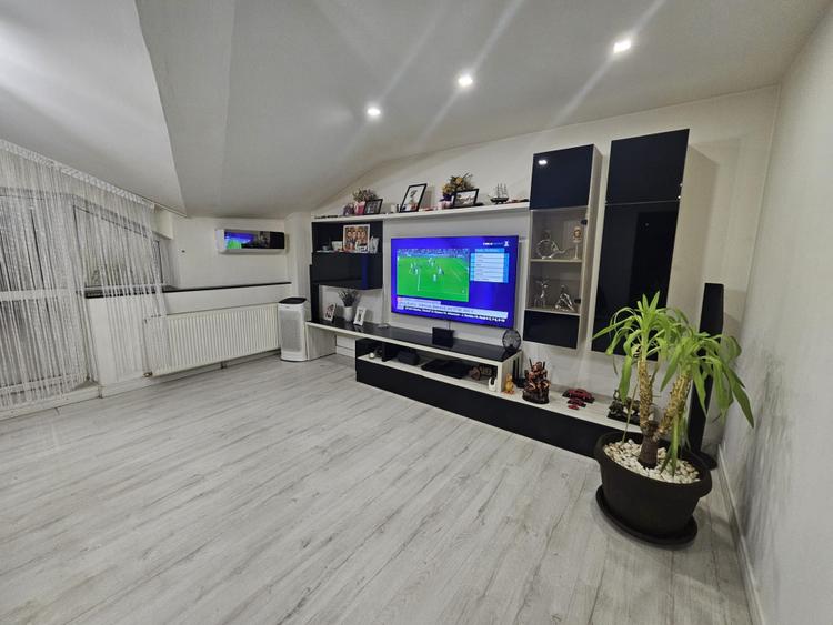Apartament 3 camere decomandate, 141 mp utili, Rovine, zona Bacriz