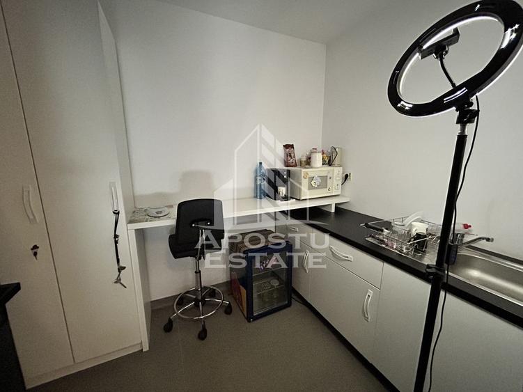 Spatiu comercial SAD, de inchiriat, amenajat modern, parcare Ghiroda.
