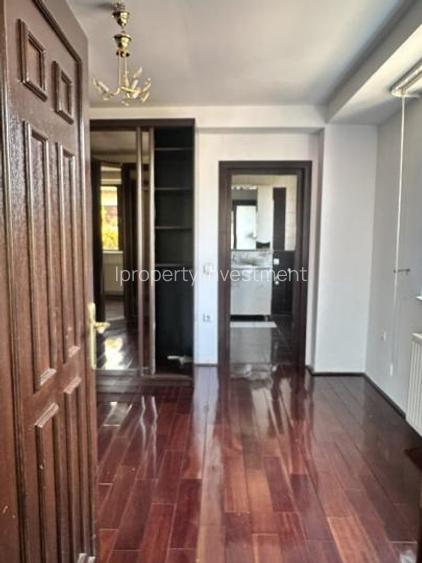 Pipera Vila P+1+M Nemobilata 7 Camere - 12