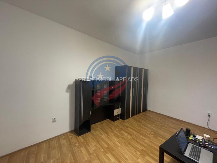 CASA 3 CAMER, Piata Centrala, de inchiriat/ de vanzare - 3