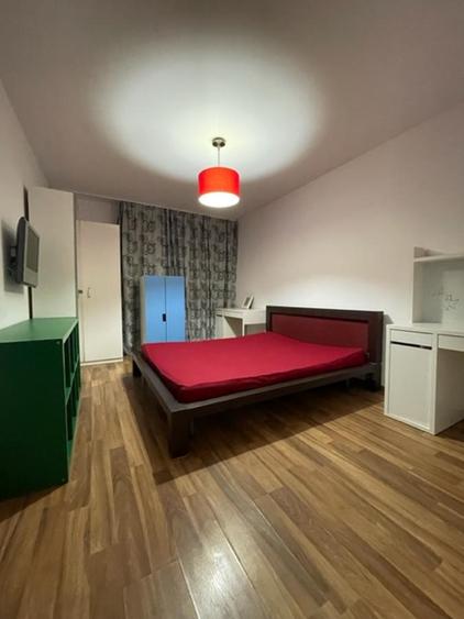 UNIRII,Biblioteca Națională, 3 camere deosebit, 100 mp, etaj 1, terase