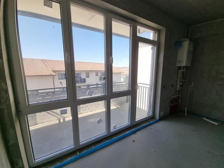 Apartament 3 camere finalizat, 69 mp cu balcon 4 mp, zona Vivo