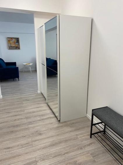 Unirii Studio 50 Mp cu balcon si prox. metrou