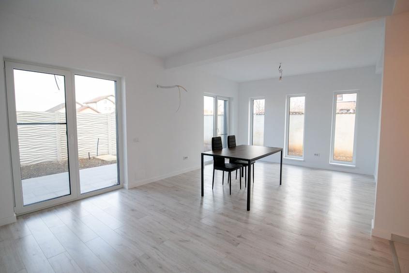 Vila duplex calcan | 4 Camere