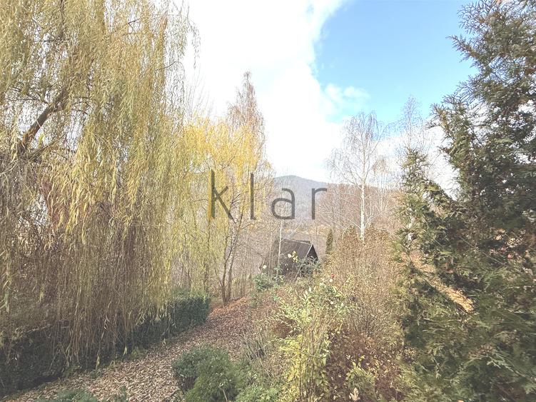 Casa de vacanta cu panorama spre lac