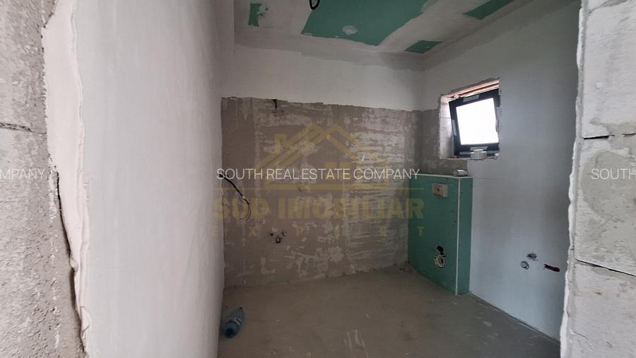 CASA P+1+M-185 MP -5 CAM-4 BAI-METROU BERCENI - 10