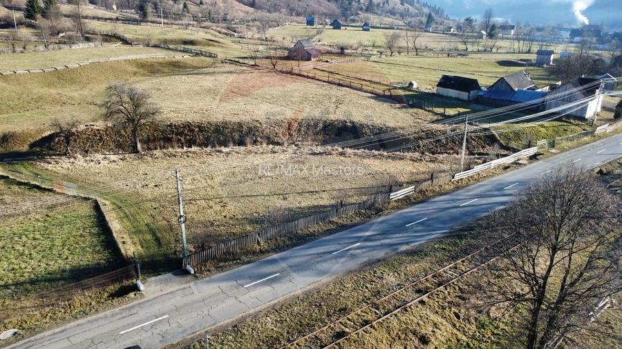Teren de vanzare  Vatra Moldovitei BUCOVINA - 21