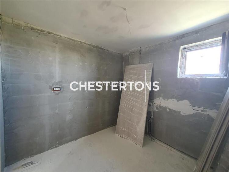 Duplex 8 camere cu doua intrari separate curte comuna Navodari - 20