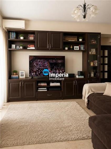 Inchiriez apartament 3 camere, open space, Zona Copou - Exclusiv