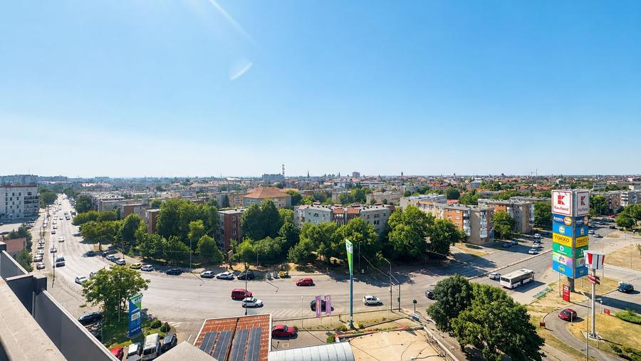 De vanzare Apartament Penthouse, Ultrafinisat,2 parcari, Ared R22 Arad