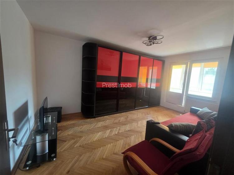 Ap 2 camere  de vanzare, 54 mp ,confort 1, et2 /4,  Unirii, Targu Mures - 2