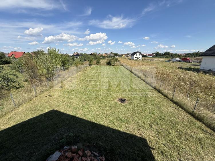 Casă de vânzare la roșu | 220 mp | 1.200 mp teren