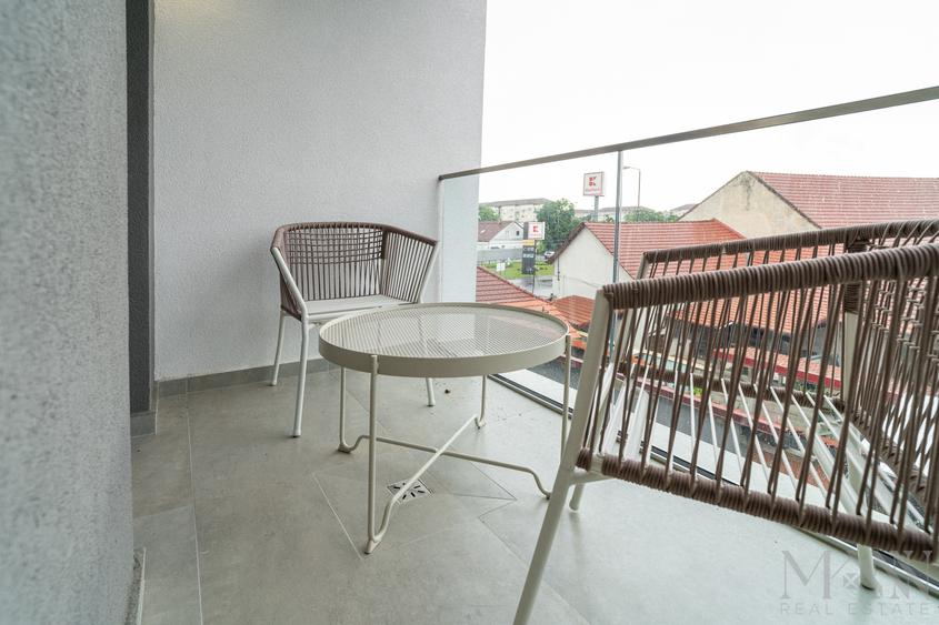 Apartament 2 camere, terasa | De închiriat | Bloc Verde, str. Clujului