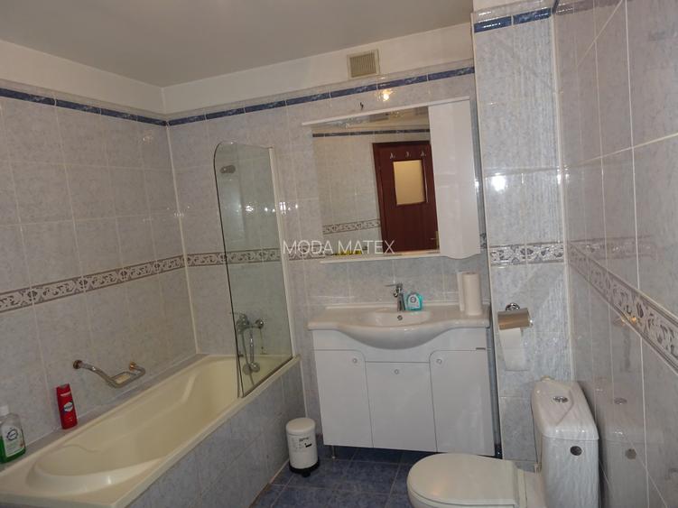 Bloc tip Boutique, constr.2000, cu 2 intrari si parcare subterana - 11