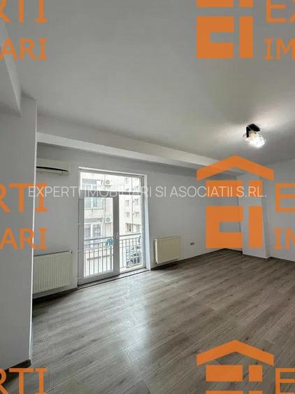 Apartament 2 Camere de Vânzare în Compozitori | Decomandat | 55 mp - 6