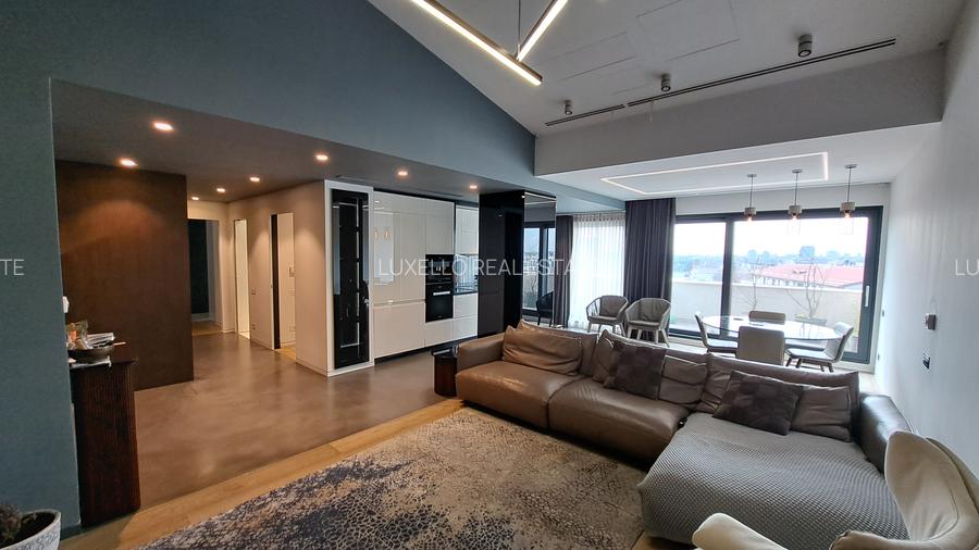 APARTAMENT 8 CAMERE CU SCARA INTERIOARA TIP LOFT -ULTRA LUX - 5