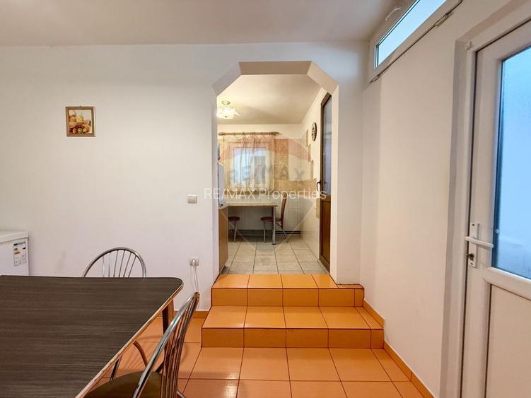 Casă de vanzare 4 camere / Sector 5 / Oportunitate investitie - 27