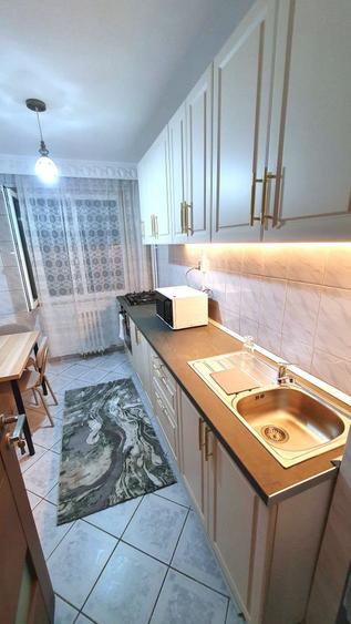 🚇 Închiriez Apartament cu 2 camere, 50 m de metrou 1 Decembrie