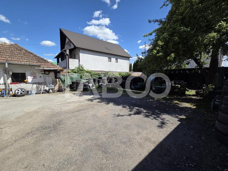 Casa de vanzare cu vulcanizare toate avizele acces la drumul principal