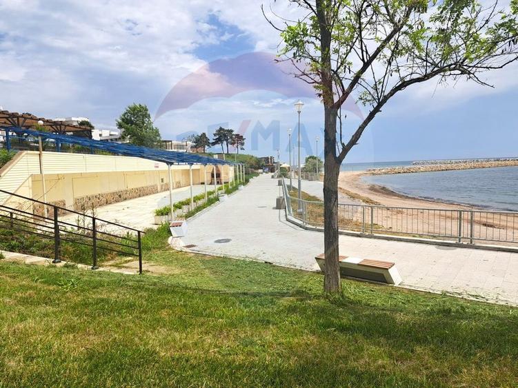 Teren Cap Aurora/ Mangalia situat pe plaja, desch. la faleza la mare