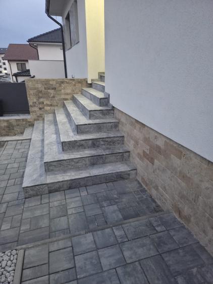 Casa Individuala 4 camere + 500mp teren in Selimbar