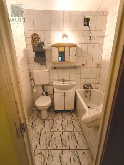 Apartament 3 camere -5 minute Metrou 1 Decembrie