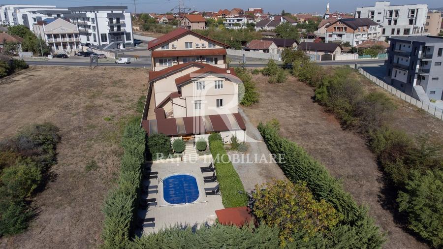 Pensiune 3 stele de vânzare | 18 camere | Băile Felix