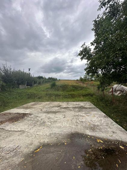 Teren la strada in Stauceni cu temelie turnata