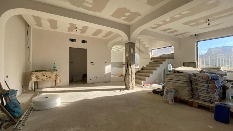 Casa P+E+M, Gavana 2, Pitesti - idealimob.ro