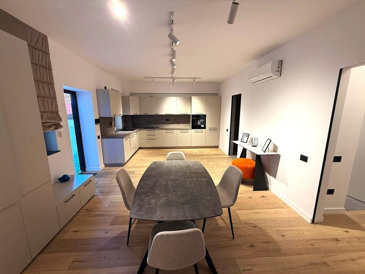 De Inchiriat 3 Camere | Herastrau | Nord