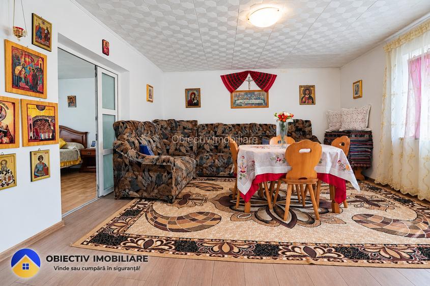 Casa P+E 257 mp, teren 538 mp, Roznov - 20