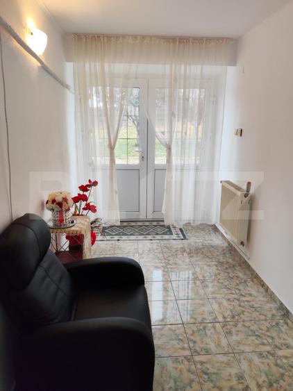 Cladire 460 mp utili, 14500 mp teren INTRAVILAN