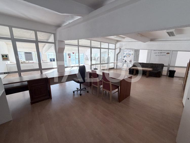 Spatiu de birouri 220 mpu zona Piata Cluj Sibiu ideal call center IT