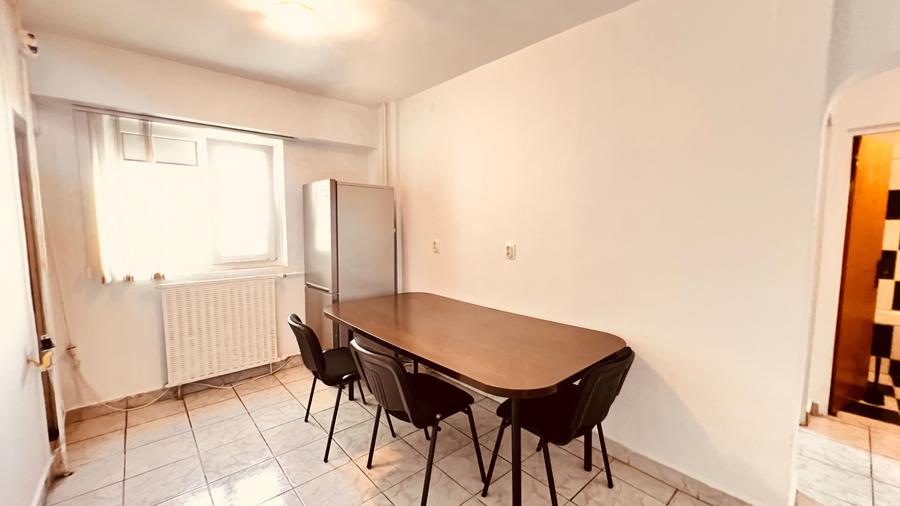 Apartament 3 camere Călărași - Hyperion, stradal, mobilat si utilat complet