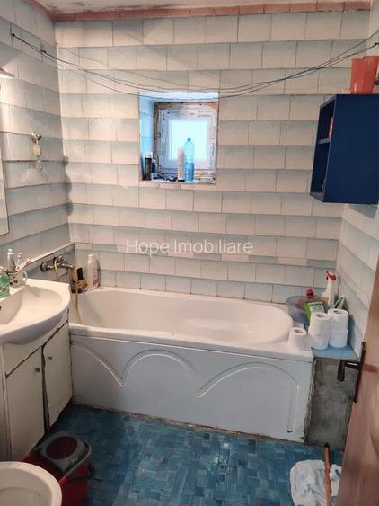 Berceni-soseaua Oltenitei- Apartament 3 camere - 7