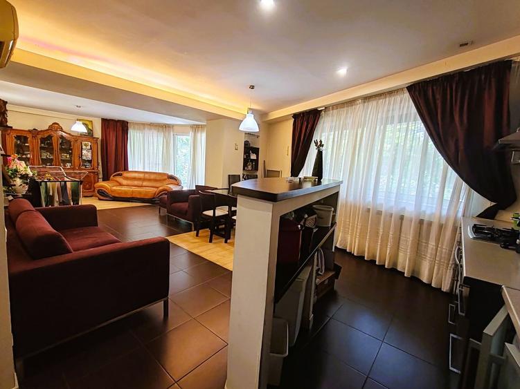 Apartament 4 camere Parc Herastrau